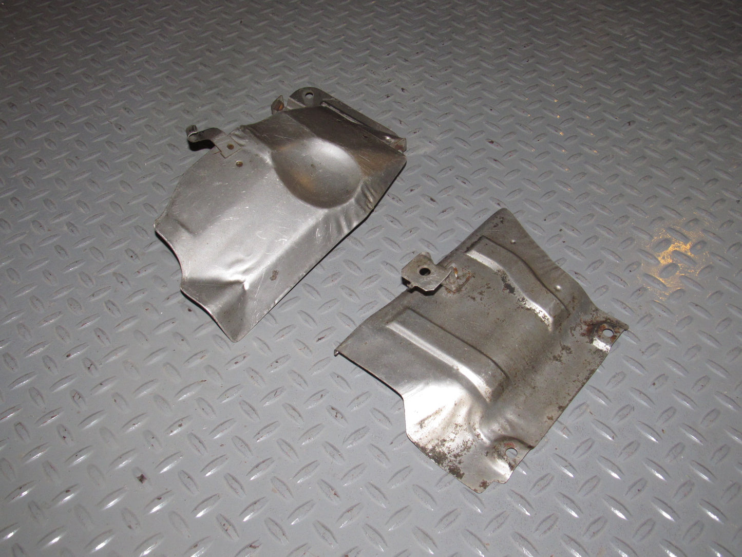 88 89 Nissan 300zx Turbo OEM Brake Turbocharger & Brake Booster Heat Shield