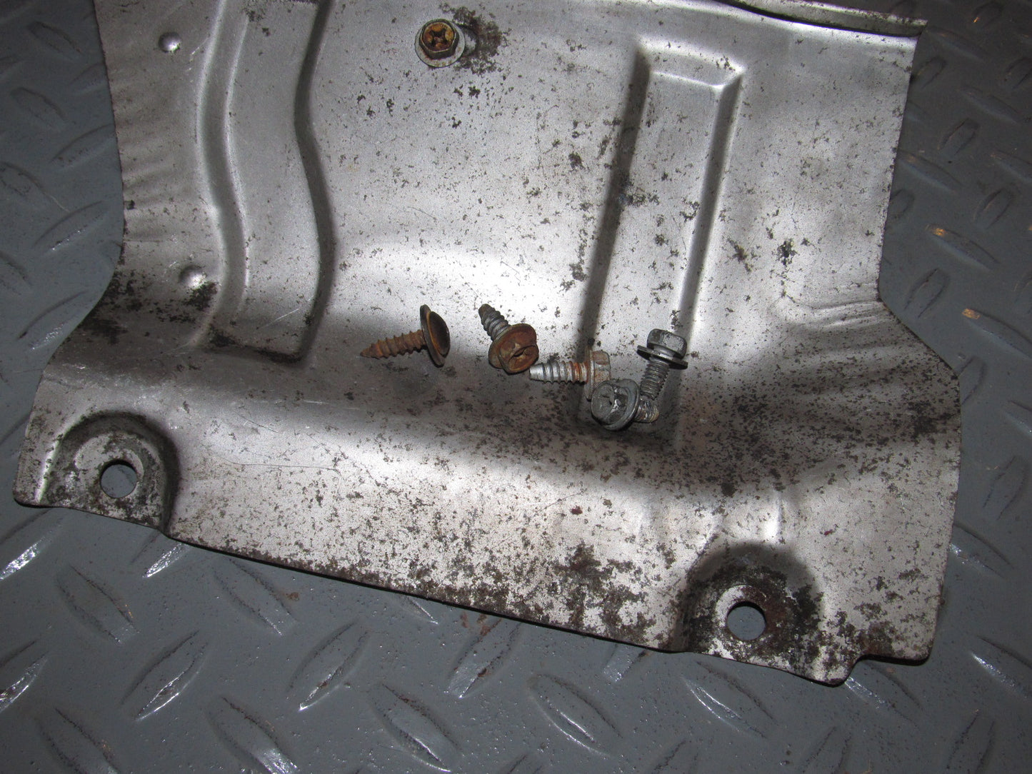 88 89 Nissan 300zx Turbo OEM Brake Turbocharger & Brake Booster Heat Shield