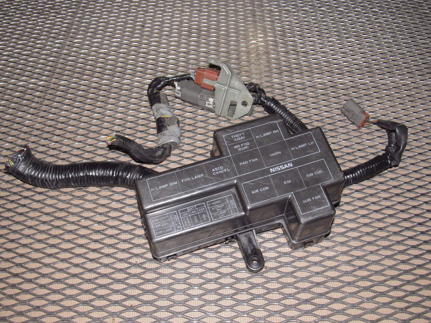 90-96 Nissan 300zx OEM Engine Fuse Box - Twin Turbo