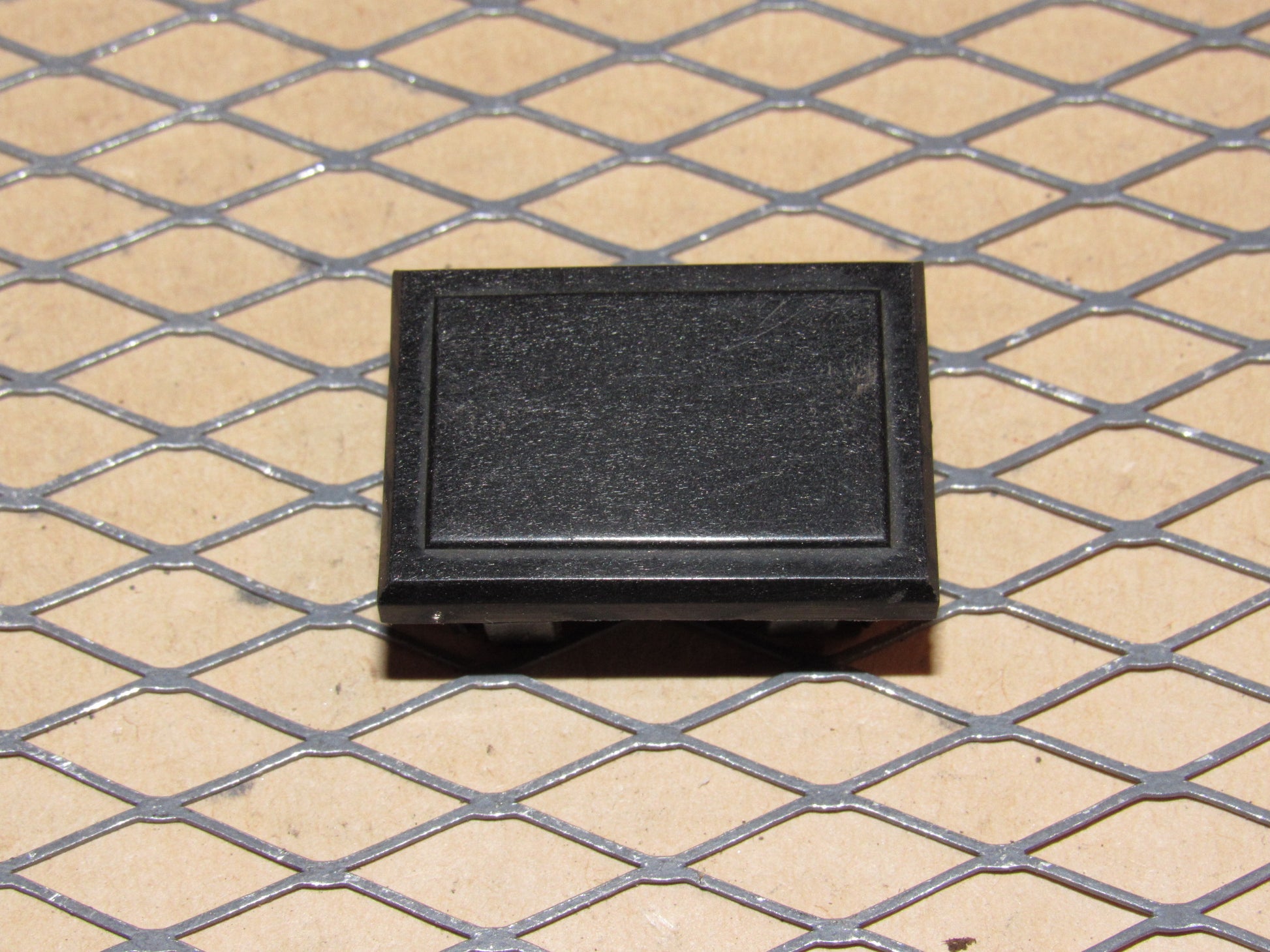 77-95 Mercedes Benz T1 Van OEM Dash Cluster Light Lamp Blank Delete Cap Trim Cover