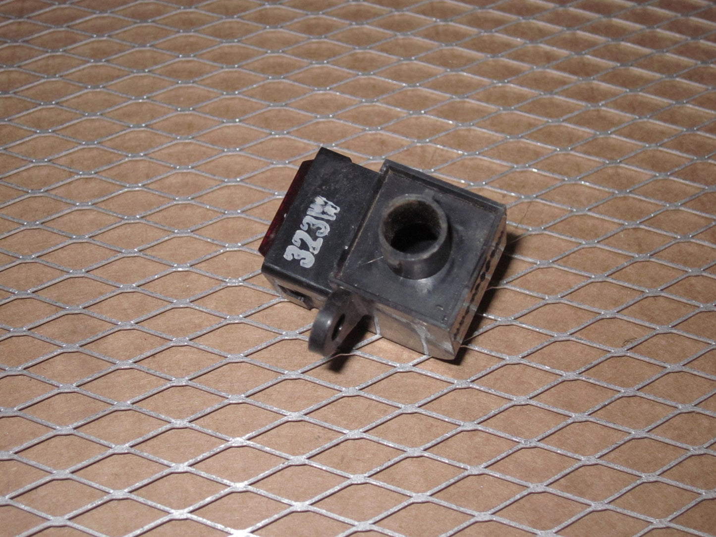 72 73 Datsun 240z OEM Fasten Seat Belts Light Lamp Lens Housing