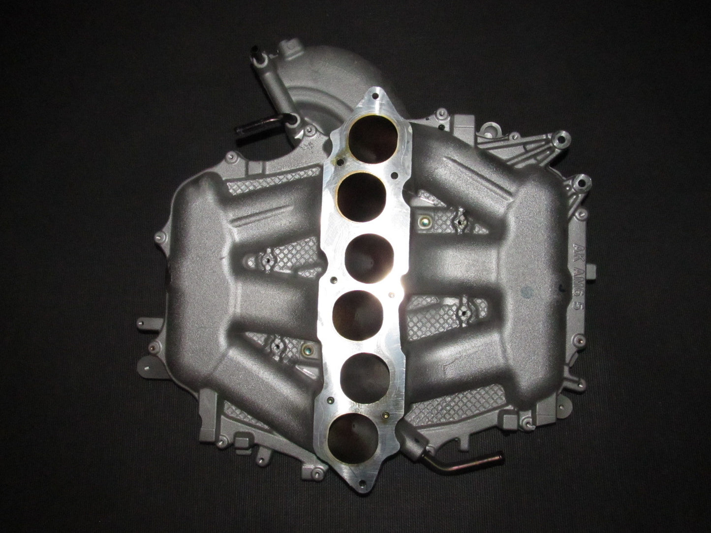 03 04 Infiniti G35 Sedan OEM Intake Manifold