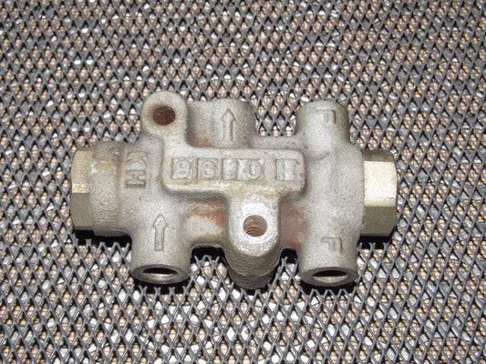 79 80 Datsun 280zx OEM Front Brake Proportional Valve - Right