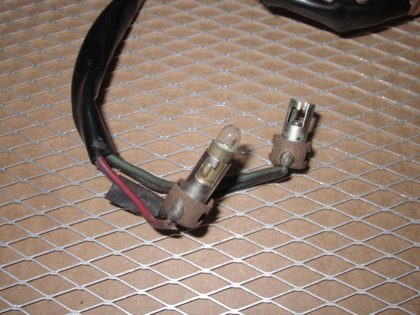 72 73 Datsun 240z OEM Fasten Seat Belts & Choke Light Bulb Socket
