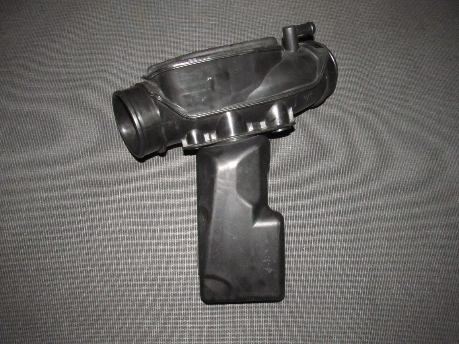 03 04 Infiniti G35 Sedan OEM Intake Air Duct
