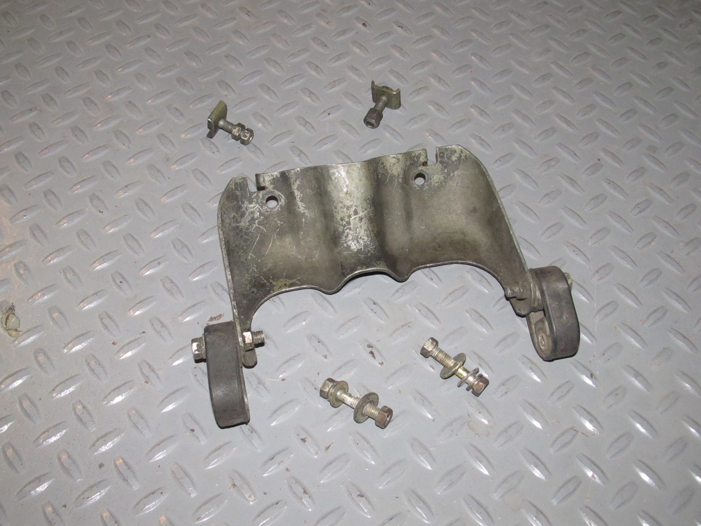 87 88 89 Nissan 300zx OEM Exhaust Pipe Hanger Bracket