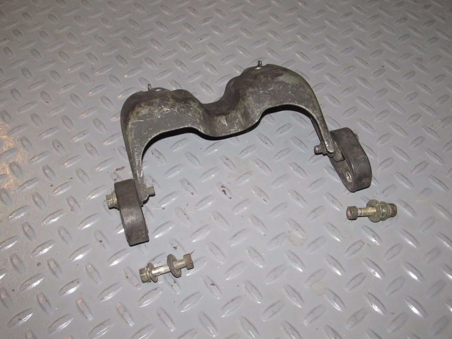 87 88 89 Nissan 300zx OEM Exhaust Pipe Hanger Bracket
