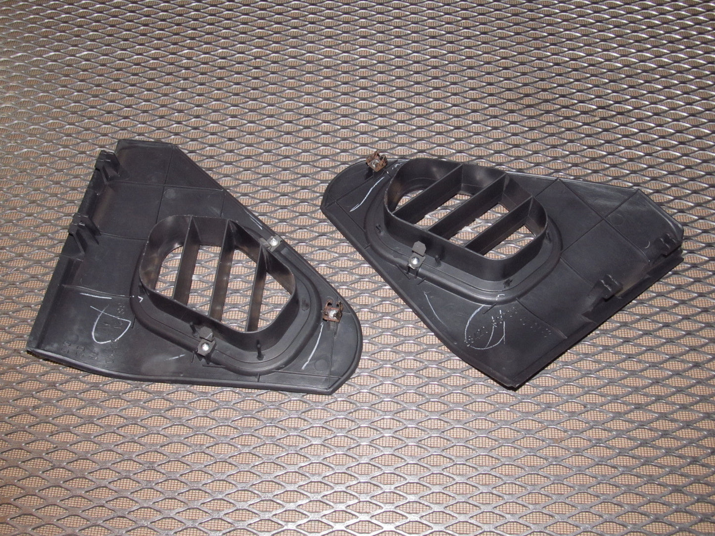90-96 Nissan 300zx OEM Dash Side Air Vent - Set