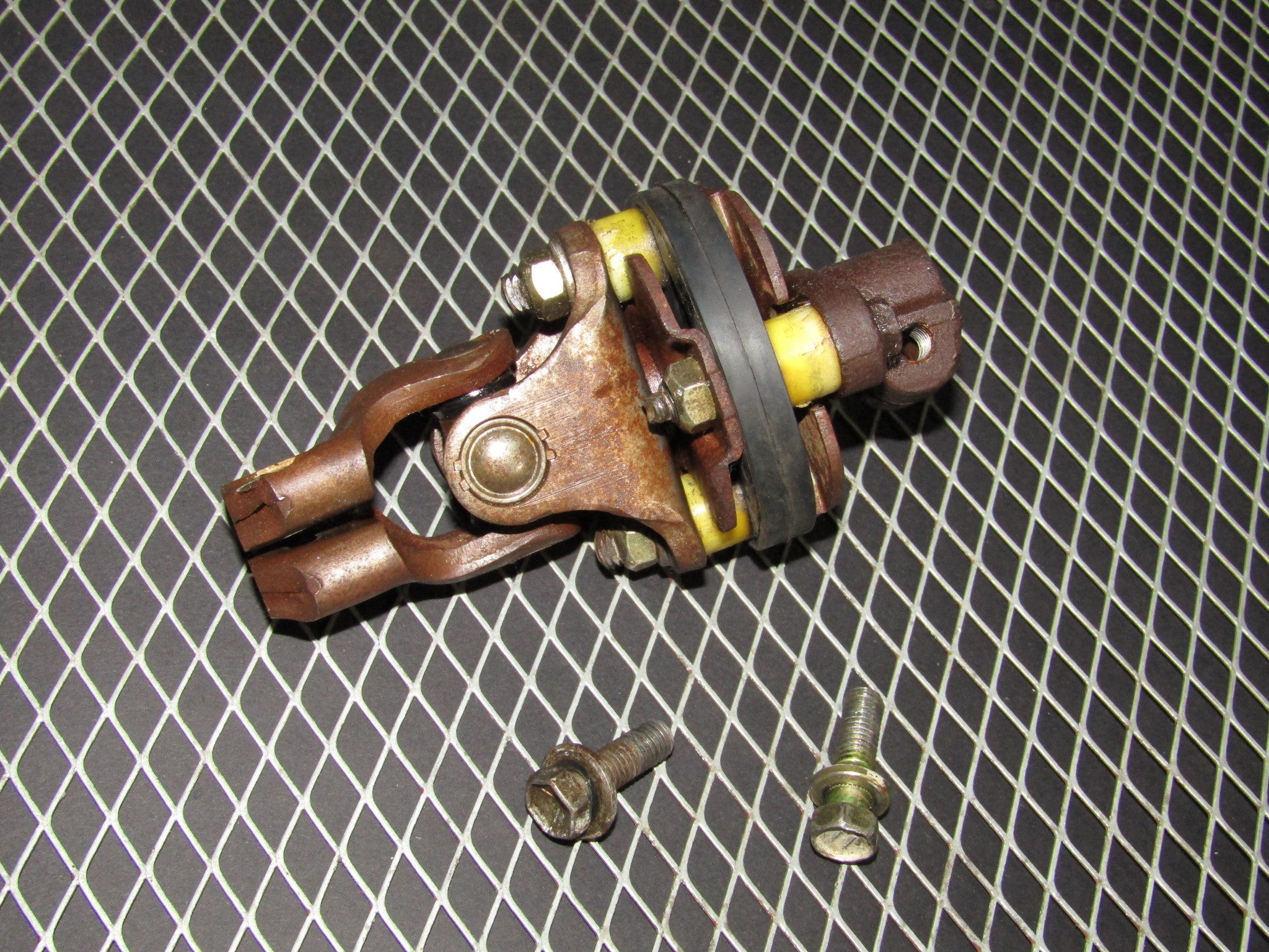 92-96 Toyota Camry OEM Steering Column Rack Universal Joint ...