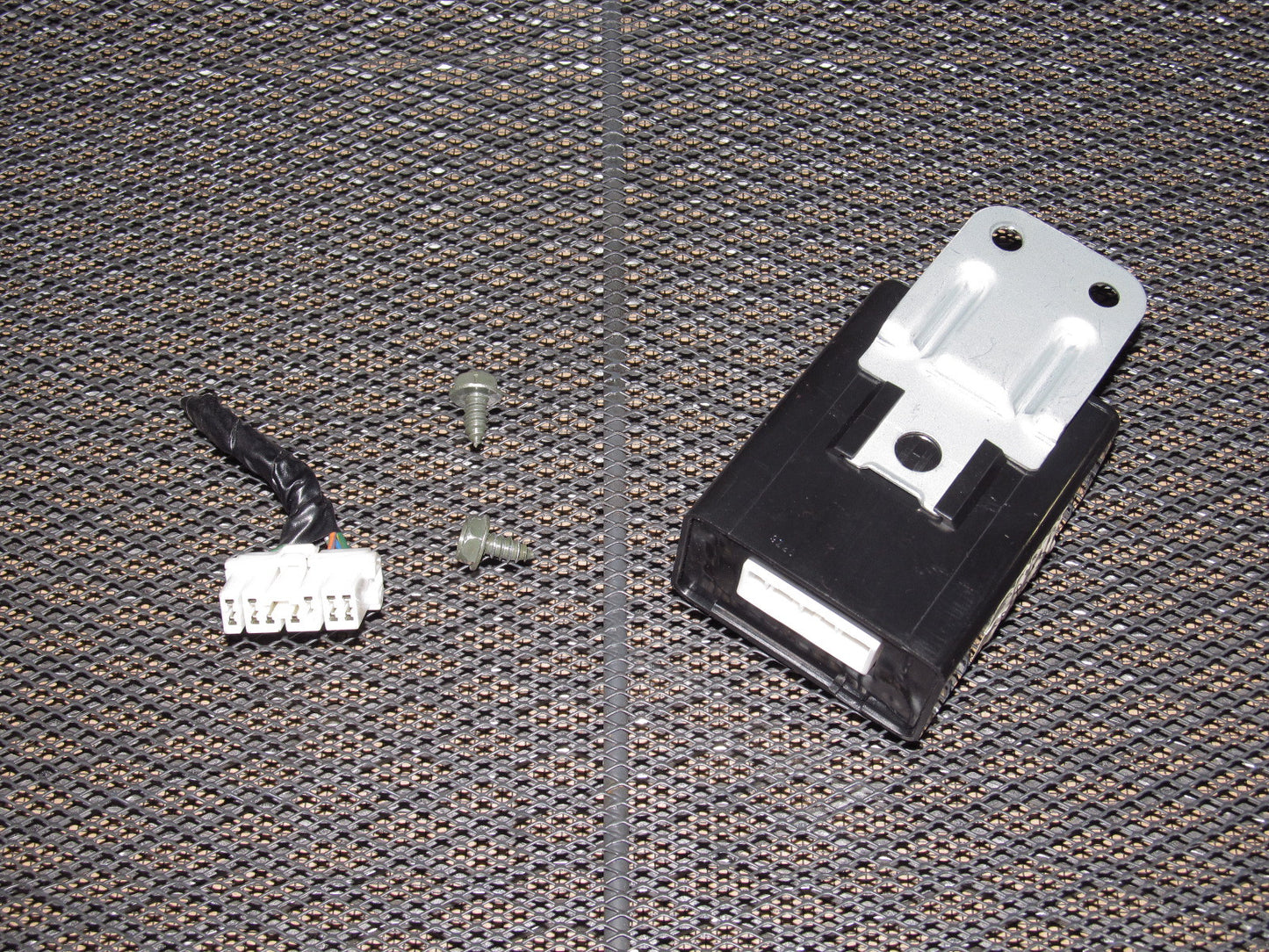 90-96 Nissan 300zx OEM Con Pass Belt Module Relay
