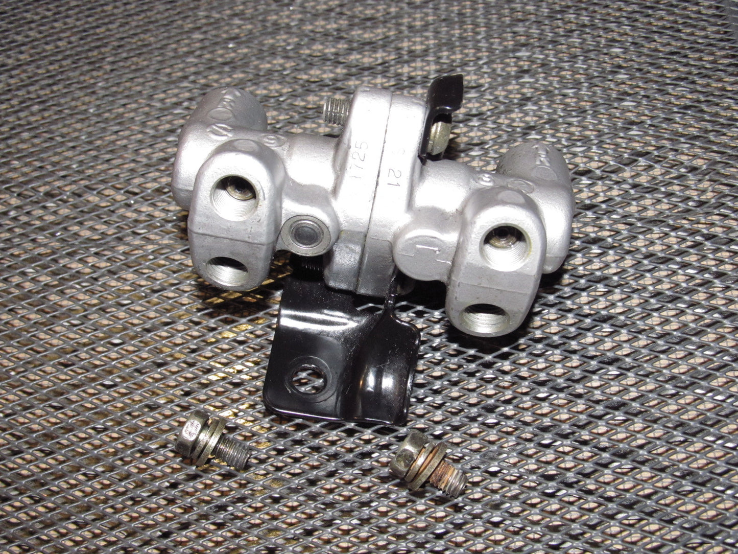 92 93 Acura Integra OEM Brake Proportional Valve