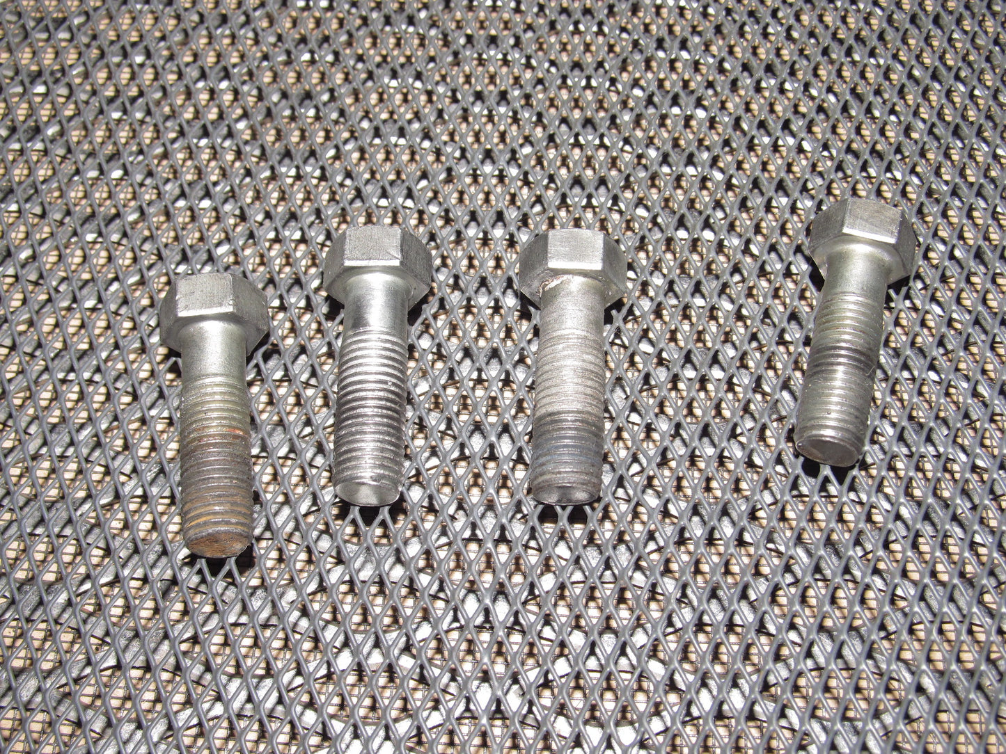 77 78 Datsun 280z OEM L28E Intake Manifold Bolt
