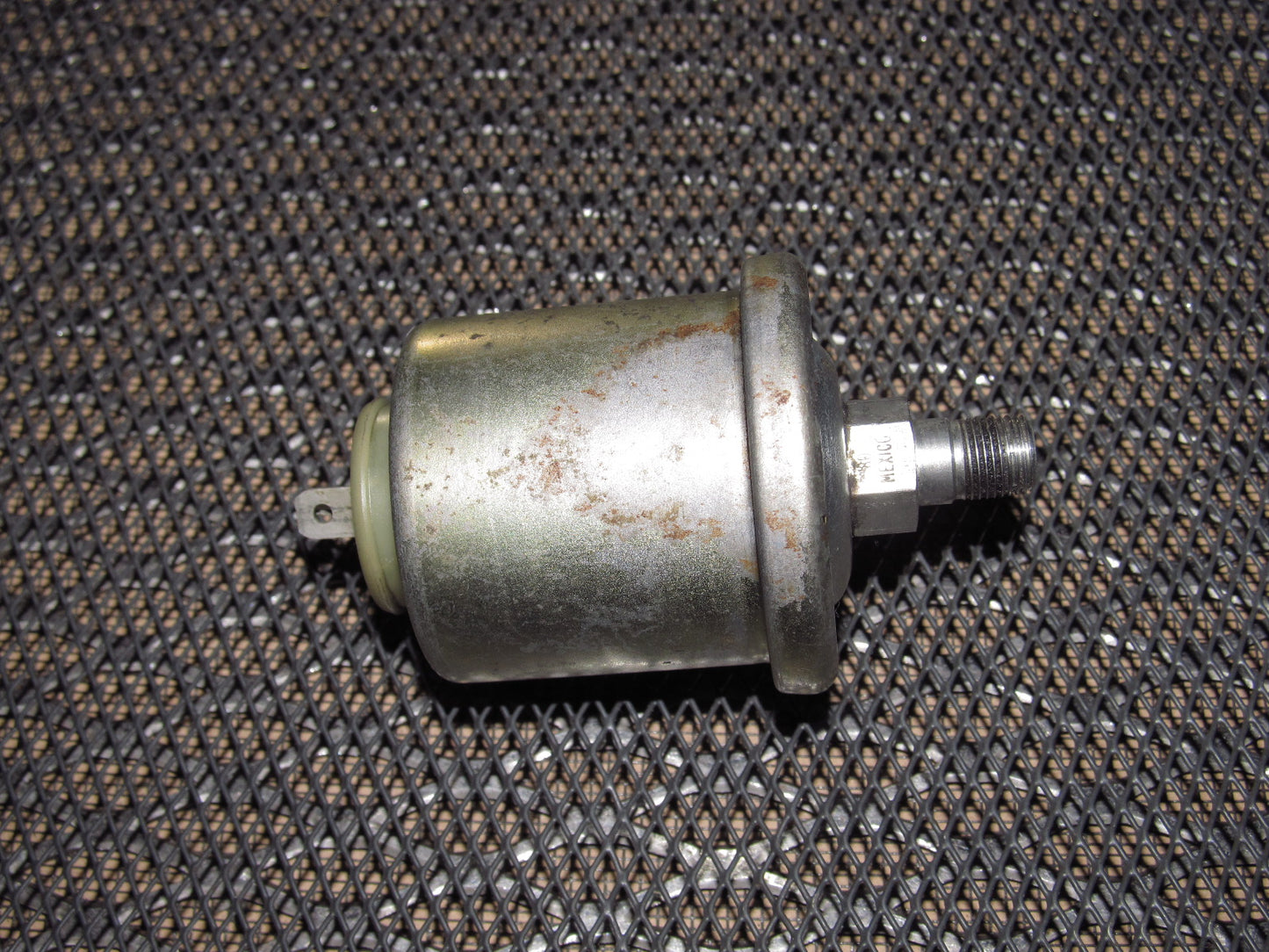 77 78 Datsun 280z OEM L28E Engine Oil Pressure Switch