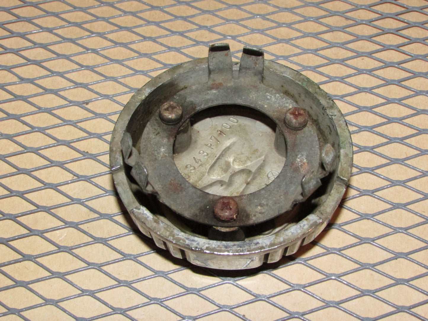 79 80 81 82 83 Datsun 280zx OEM Wheel Center Cap