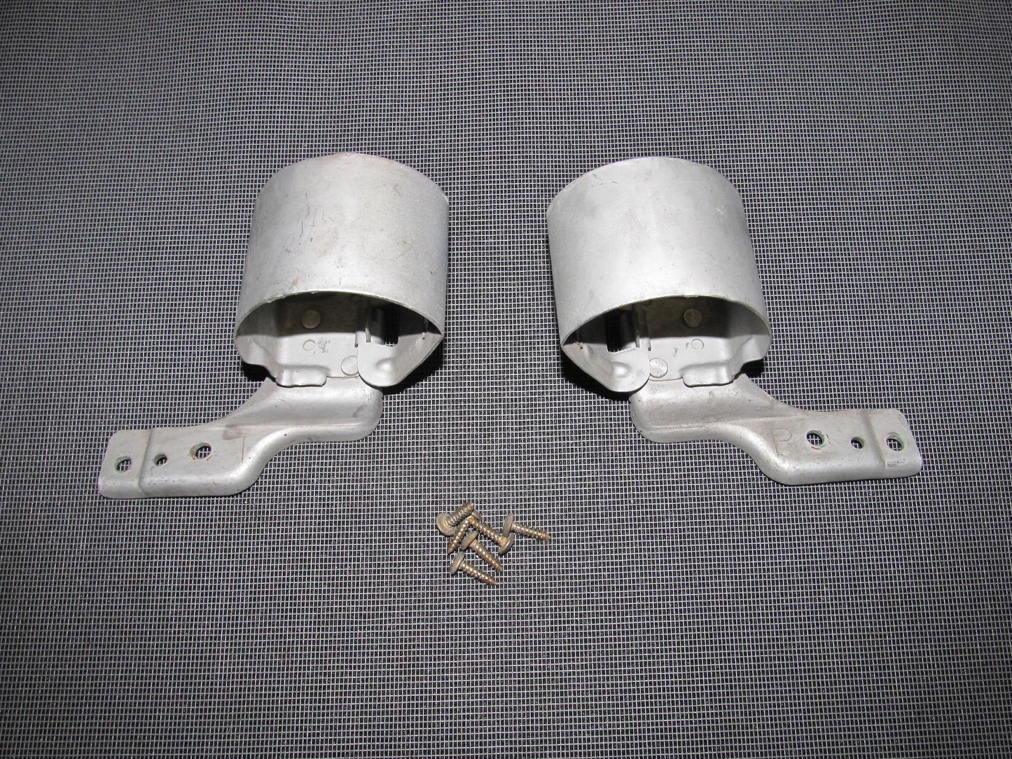 94 95 96 97 Acura Integra OEM Front Bumper Signal Bracket - Set