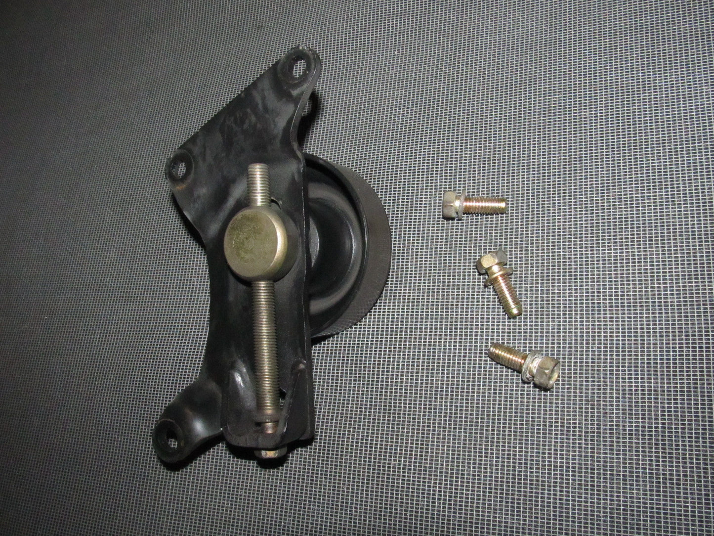 03 04 Infiniti G35 Sedan OEM Alternator Power Steering Pump Tensioner Pulley