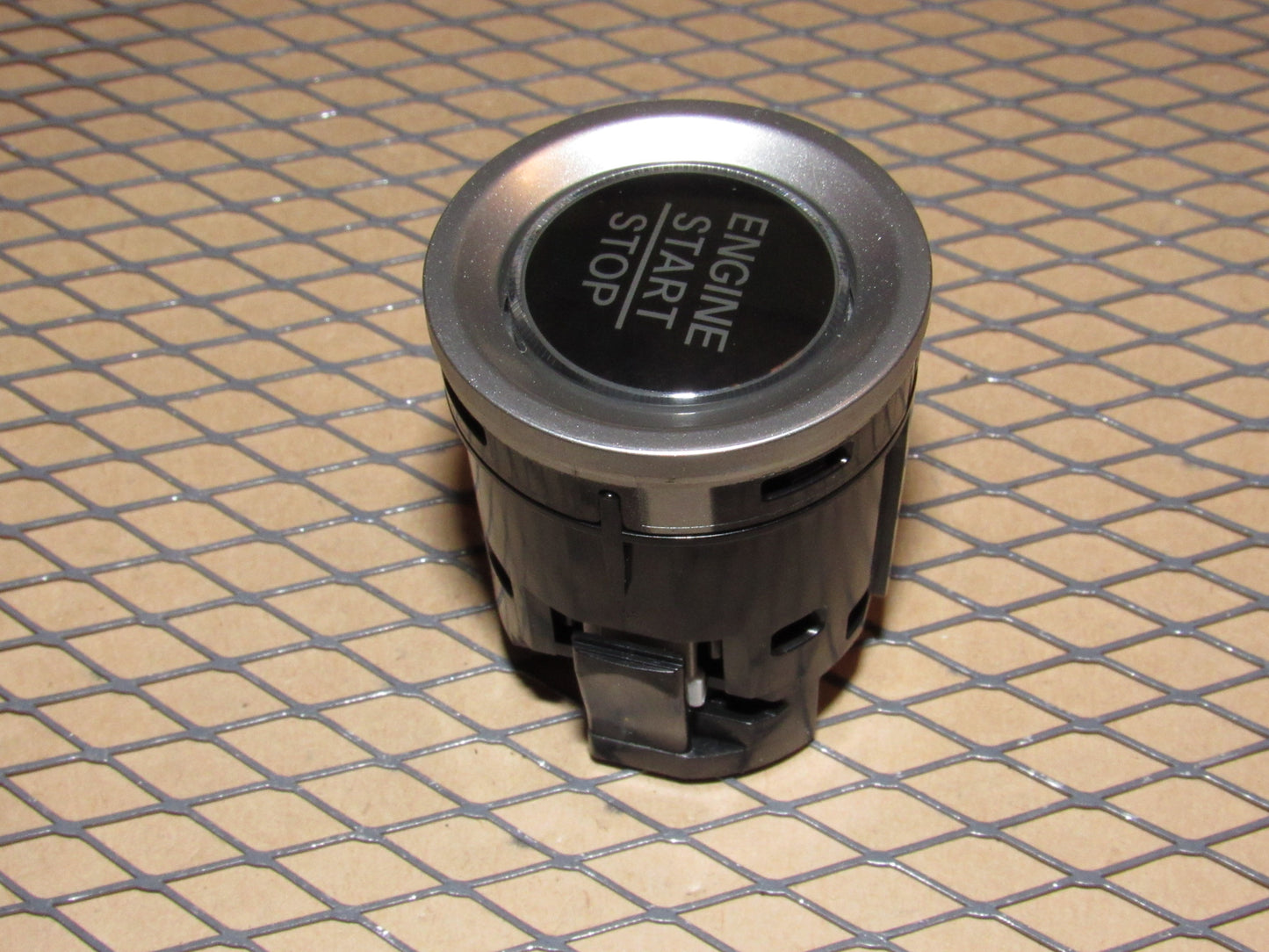 17 18 19 20 21 22 Honda CRV OEM Ignition Engine Start Stop Push Button Switch