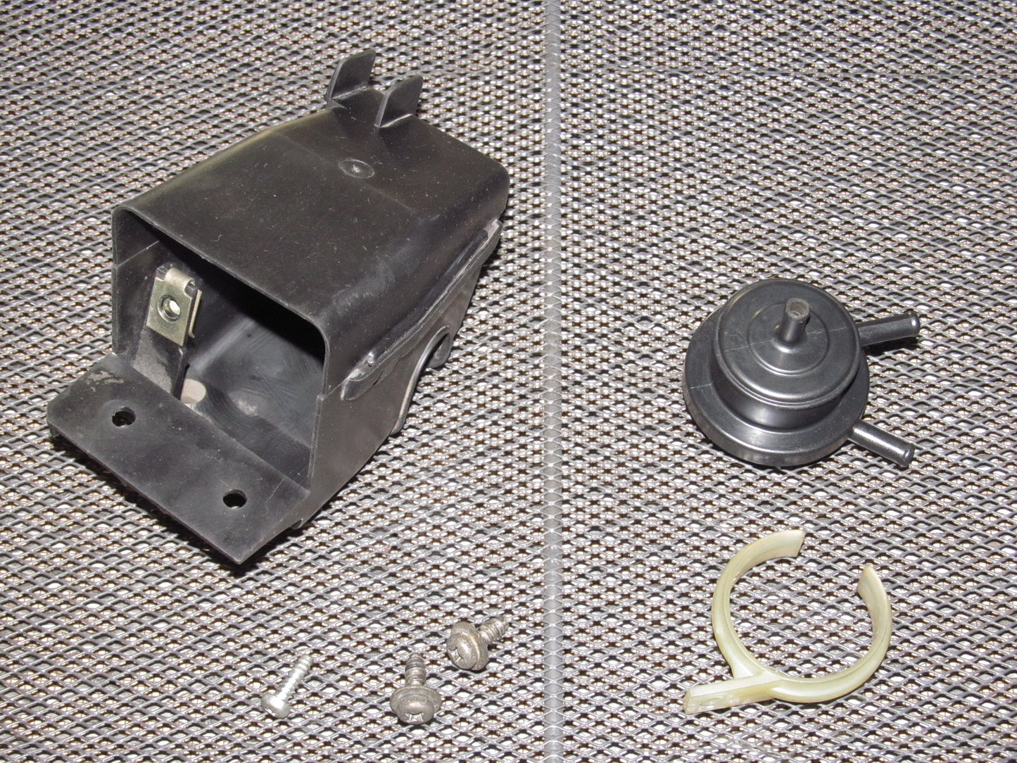 79 80 Datsun 280zx OEM Fuel Evap Purge Valve