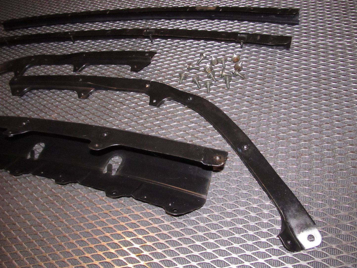 94 95 96 Mitsubishi 3000GT Front Bumper Bracket Plate - Set