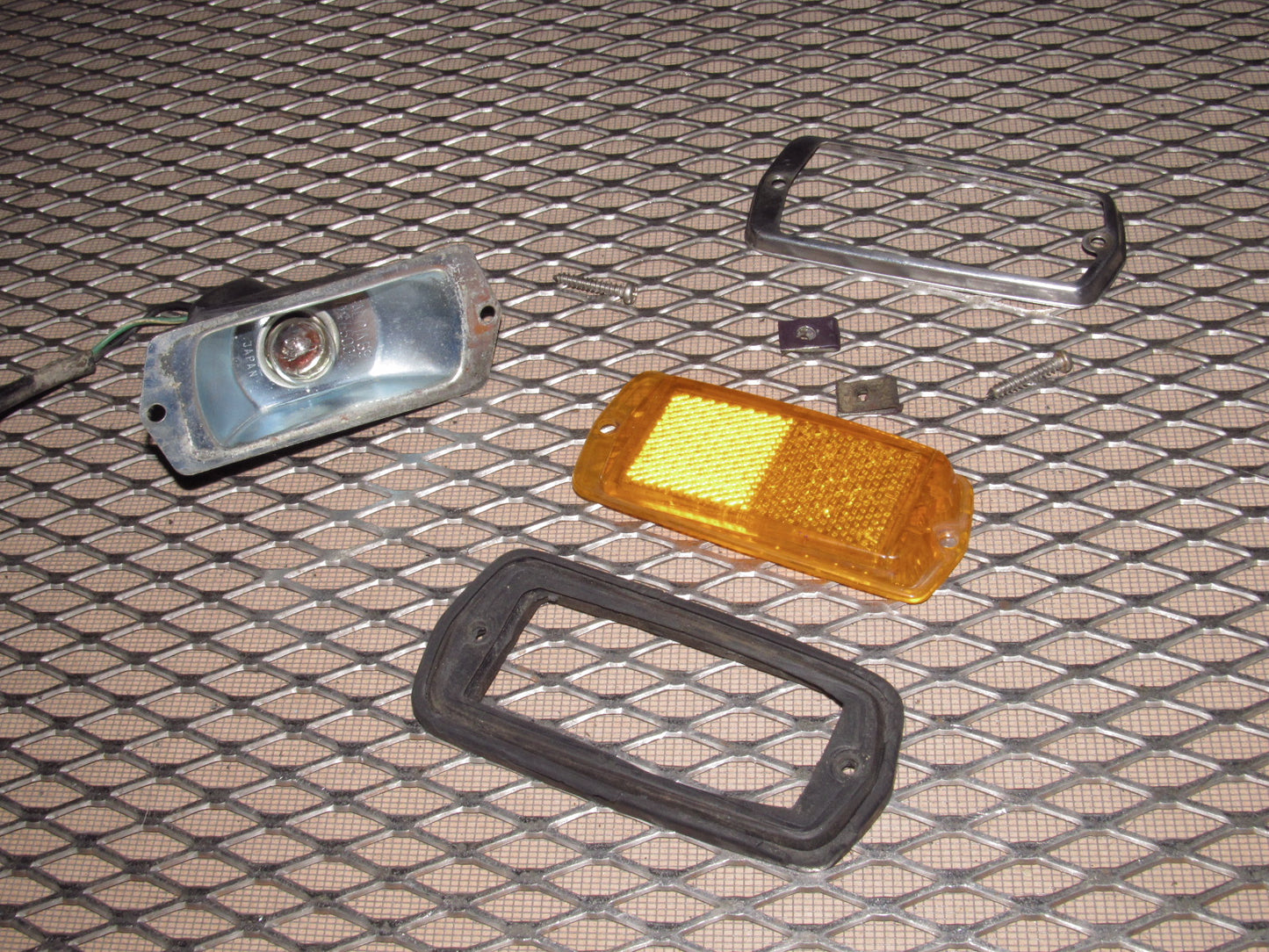 72 73 Datsun 240z OEM Front Side Marker - Right
