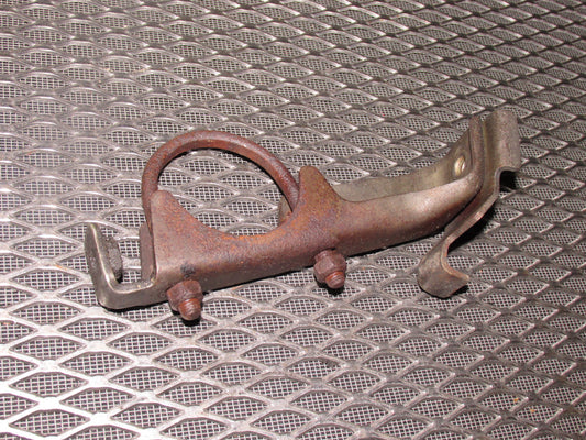 81 82 83 Datsun 280zx OEM Exhaust Pipe Protector Bracket