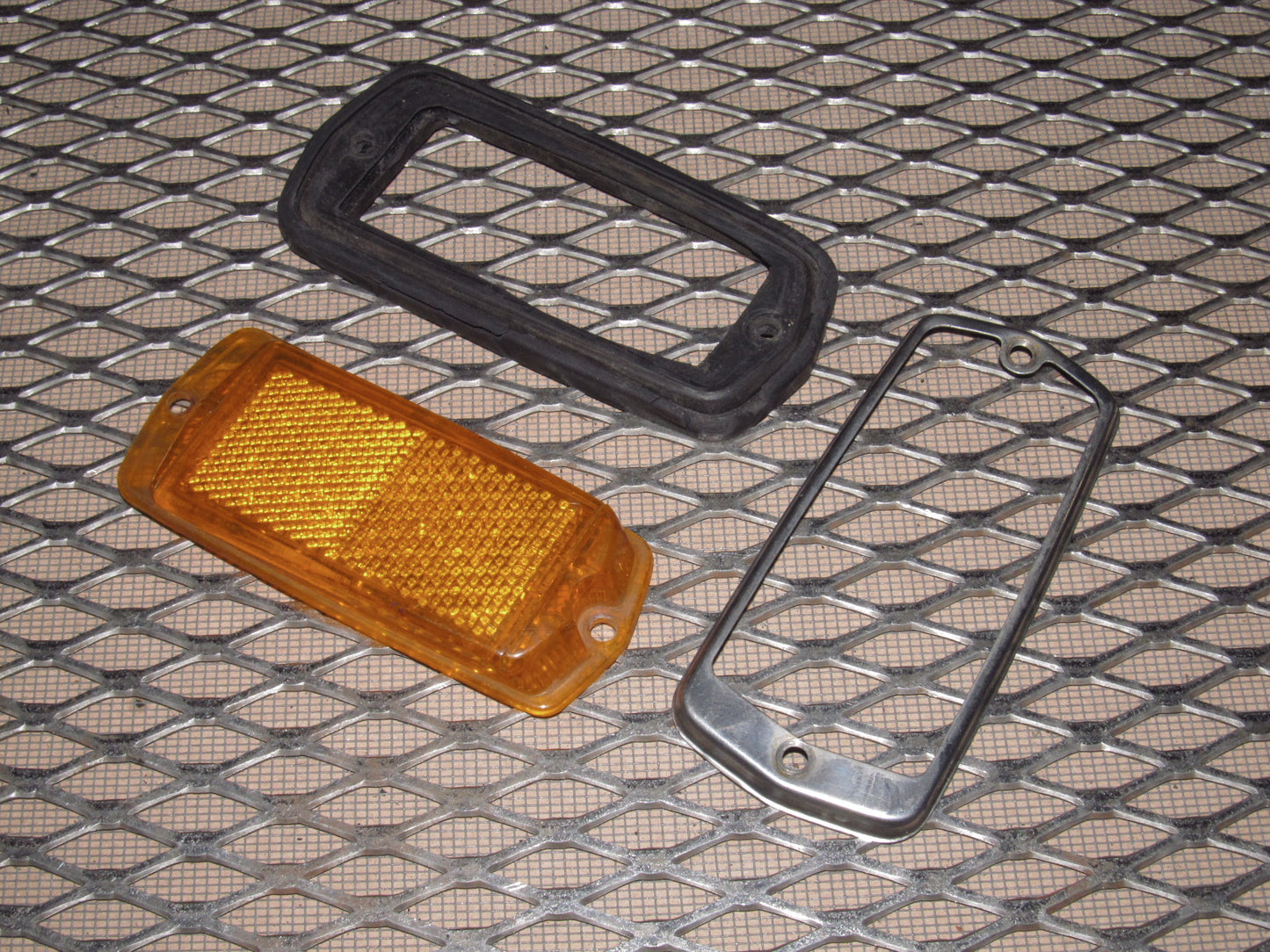 72 73 Datsun 240z OEM Front Side Marker - Right
