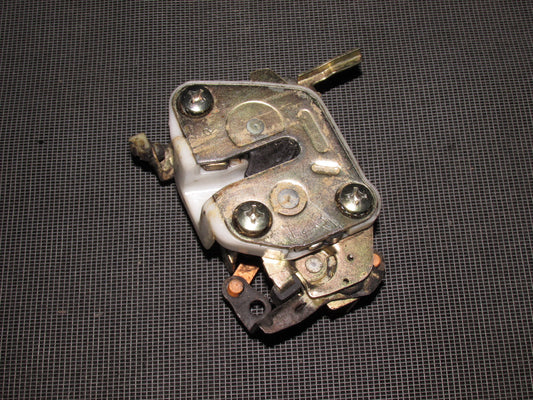 90 91 92 93 Mazda Miata OEM Door Latch - Right