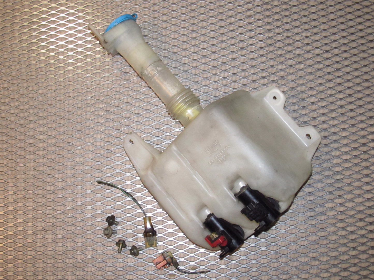90 91 92 93 Acura Integra Coupe OEM Windshield Washer Water Tank