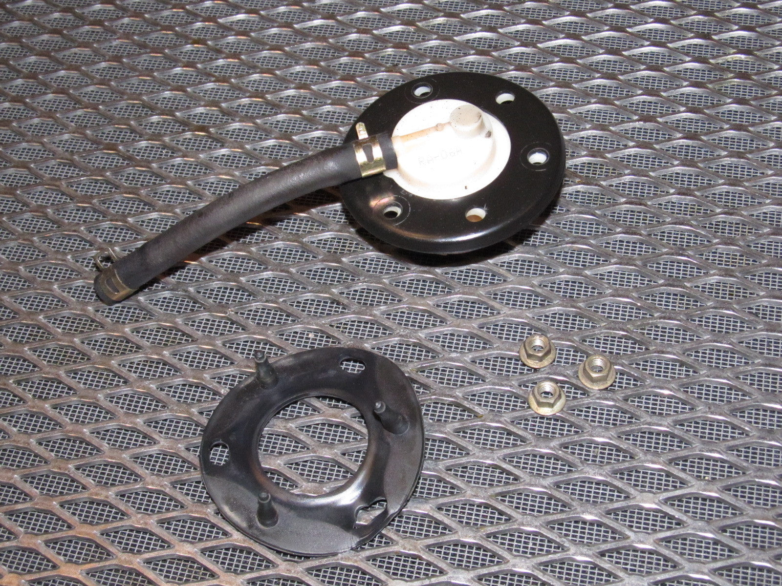 94 95 96 97 Mitsubishi 3000GT Gas Tank Evap Purge Valve
