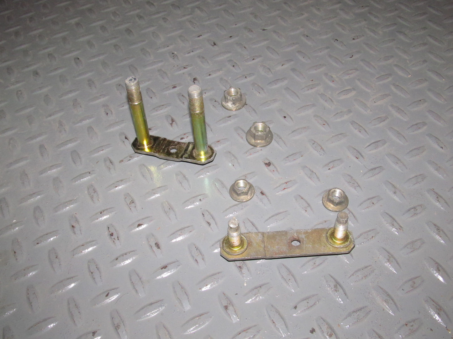 90 91 92 93 94 95 96 Nissan 300zx OEM Front Control Extension Arm Mounting Bolts