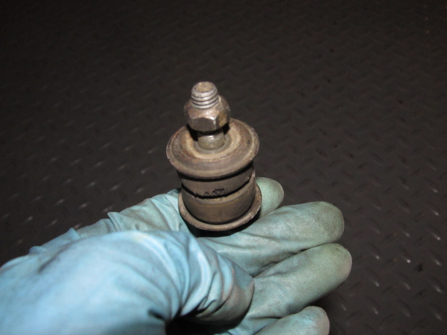 90 91 92 93 94 95 96 Nissan 300zx OEM Rear Stabilizer Bar Link