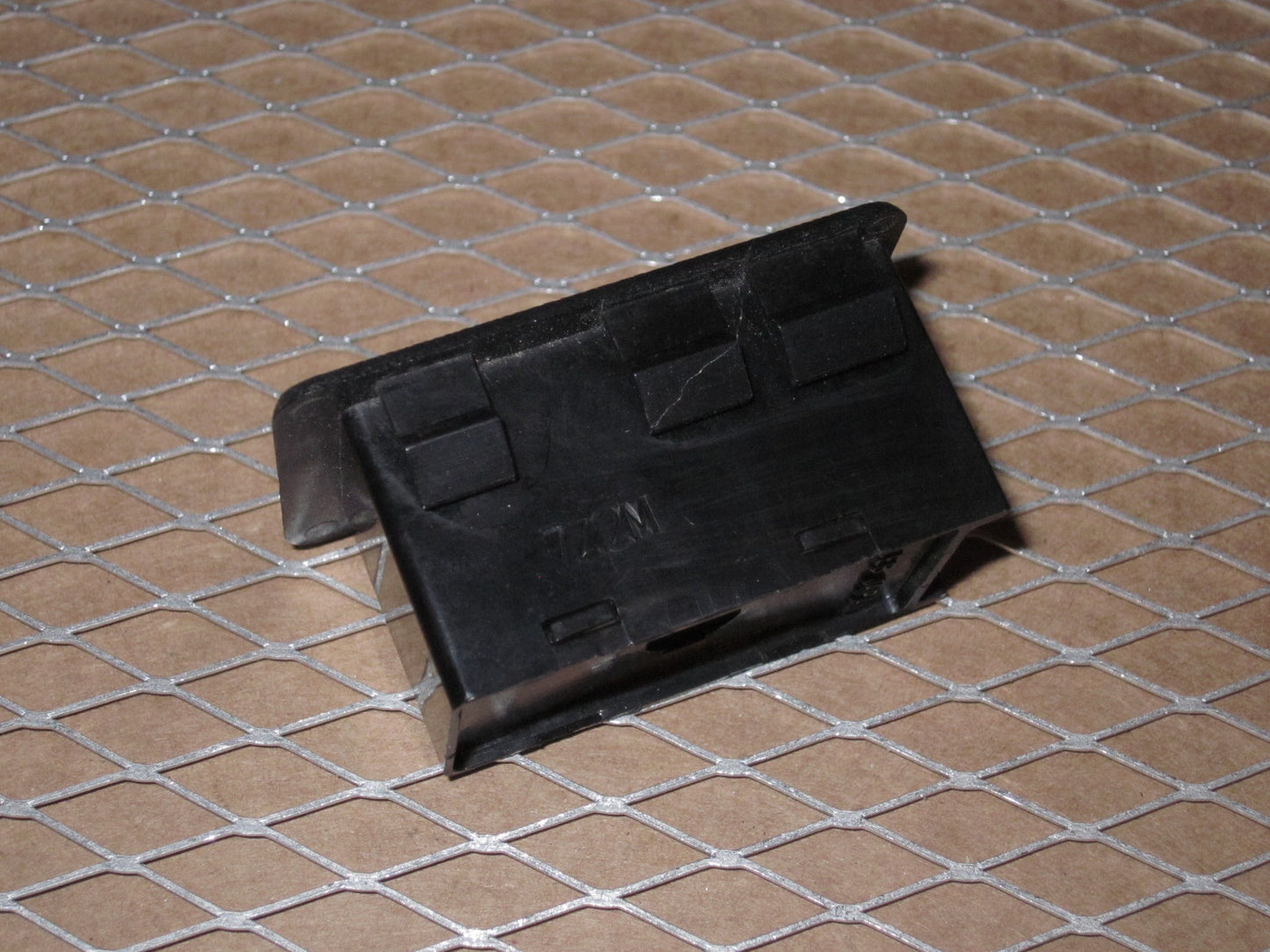 75 76 77 78 Datsun 280z OEM Fasten Seat Belt Light Lamp Housing