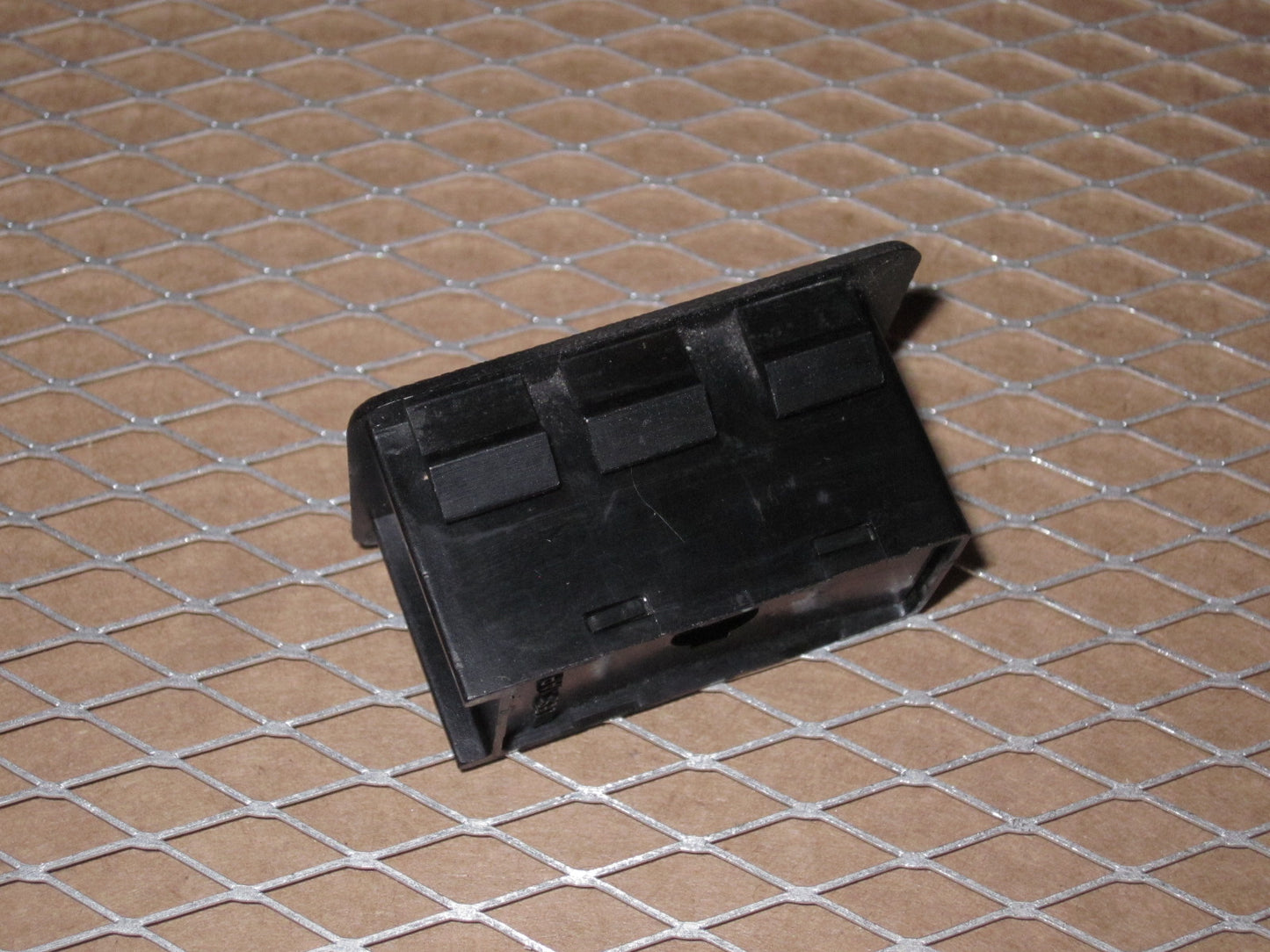 75 76 77 78 Datsun 280z OEM Fasten Seat Belt Light Lamp Housing