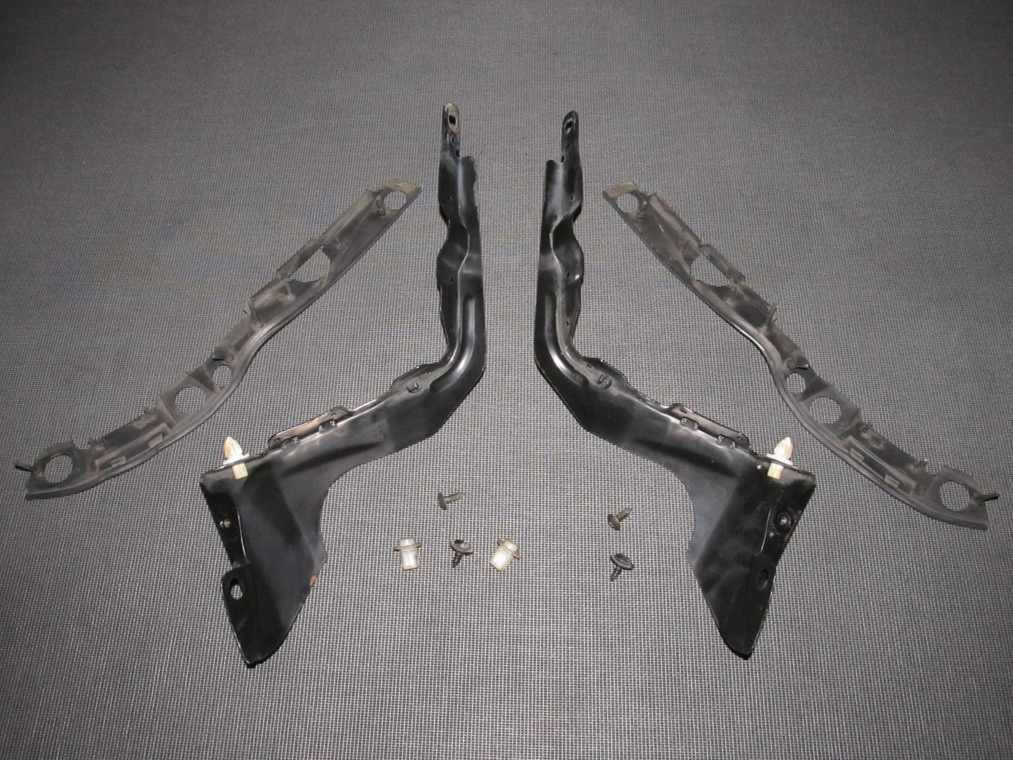 94 95 96 97 Acura Integra OEM Bumper Mounting Bracket - Front Set