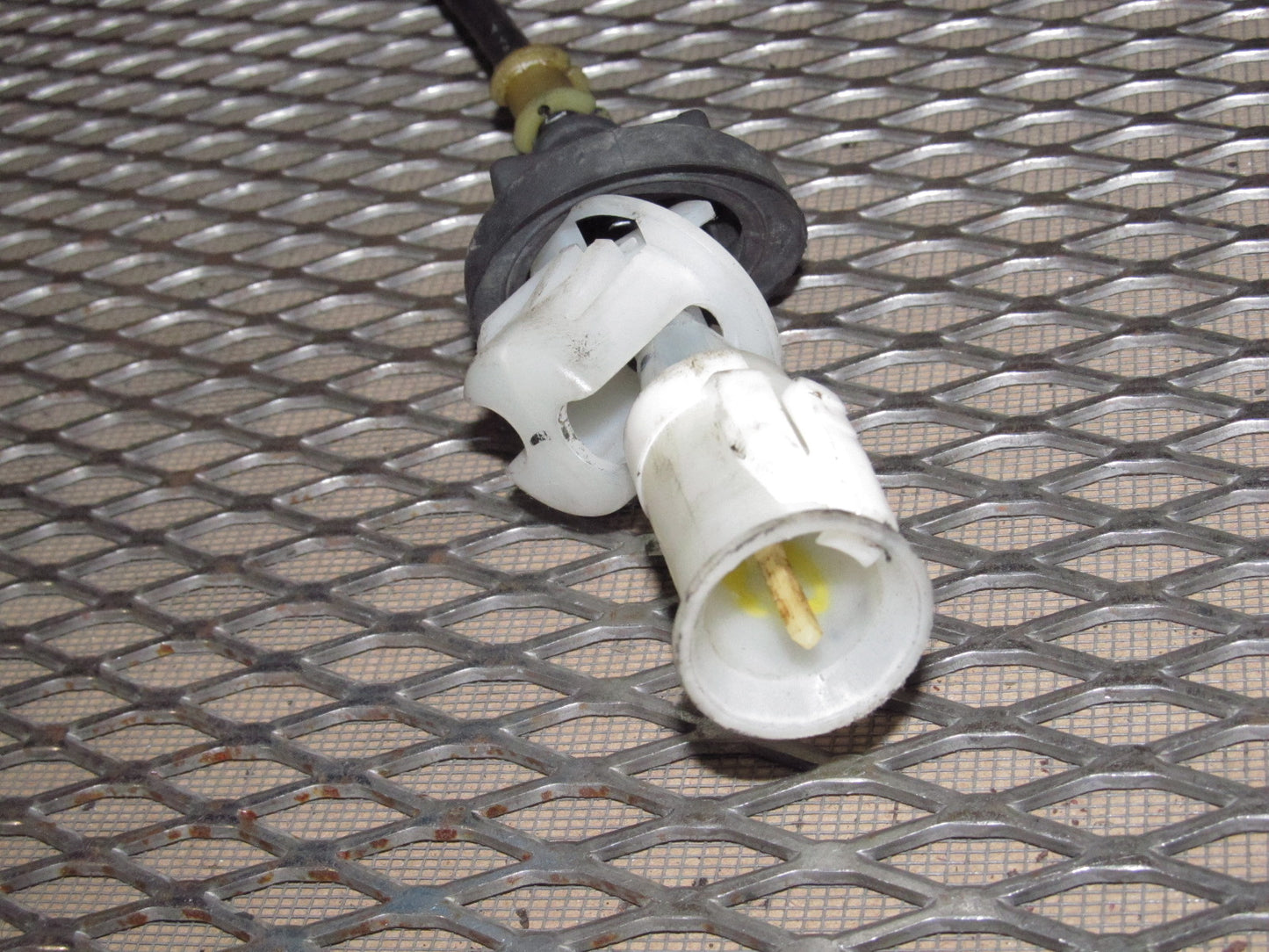 94 95 96 97 Mazda Miata OEM VSS Vehicle Speed Sensor Speedo Cable