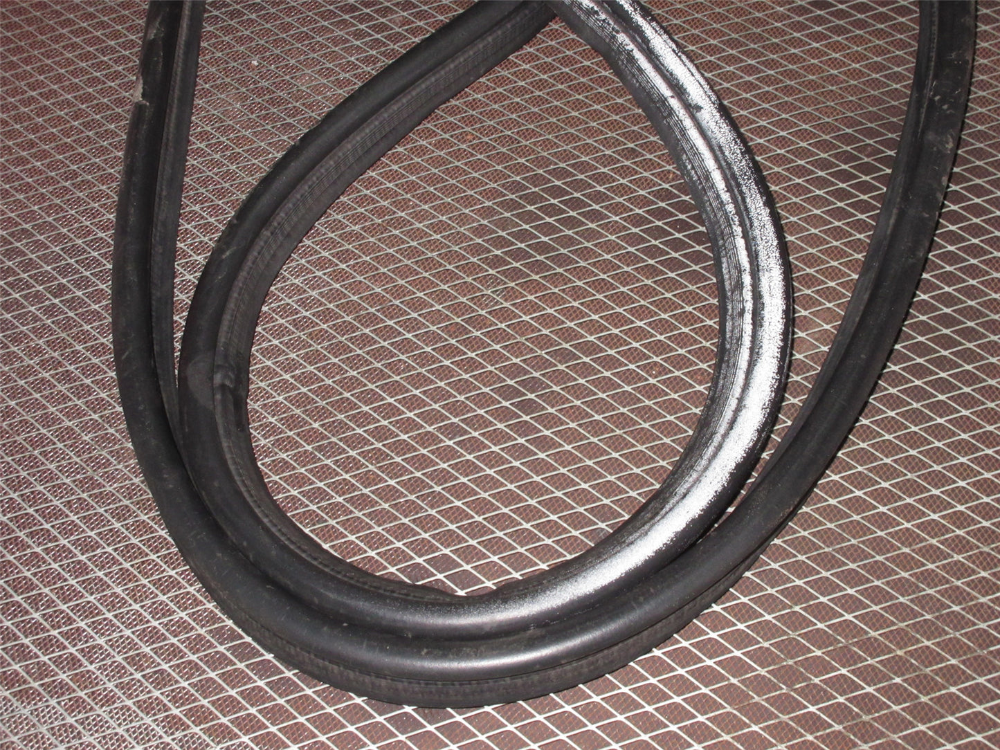 94 95 96 97 98 99 Toyota Celica Coupe OEM Trunk Weather Stripping Rubber Seal
