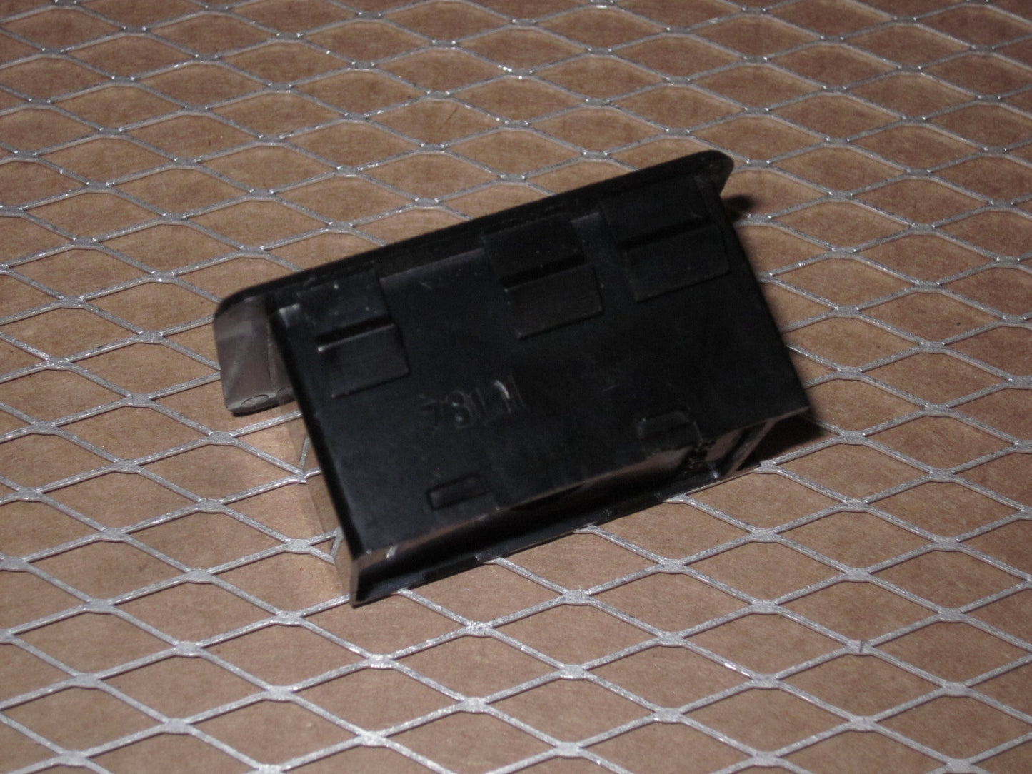 75 76 77 78 Datsun 280z OEM Fasten Seat Belt Light Lamp Housing