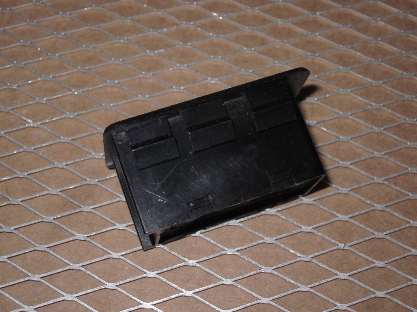 75 76 77 78 Datsun 280z OEM Fasten Seat Belt Light Lamp Housing