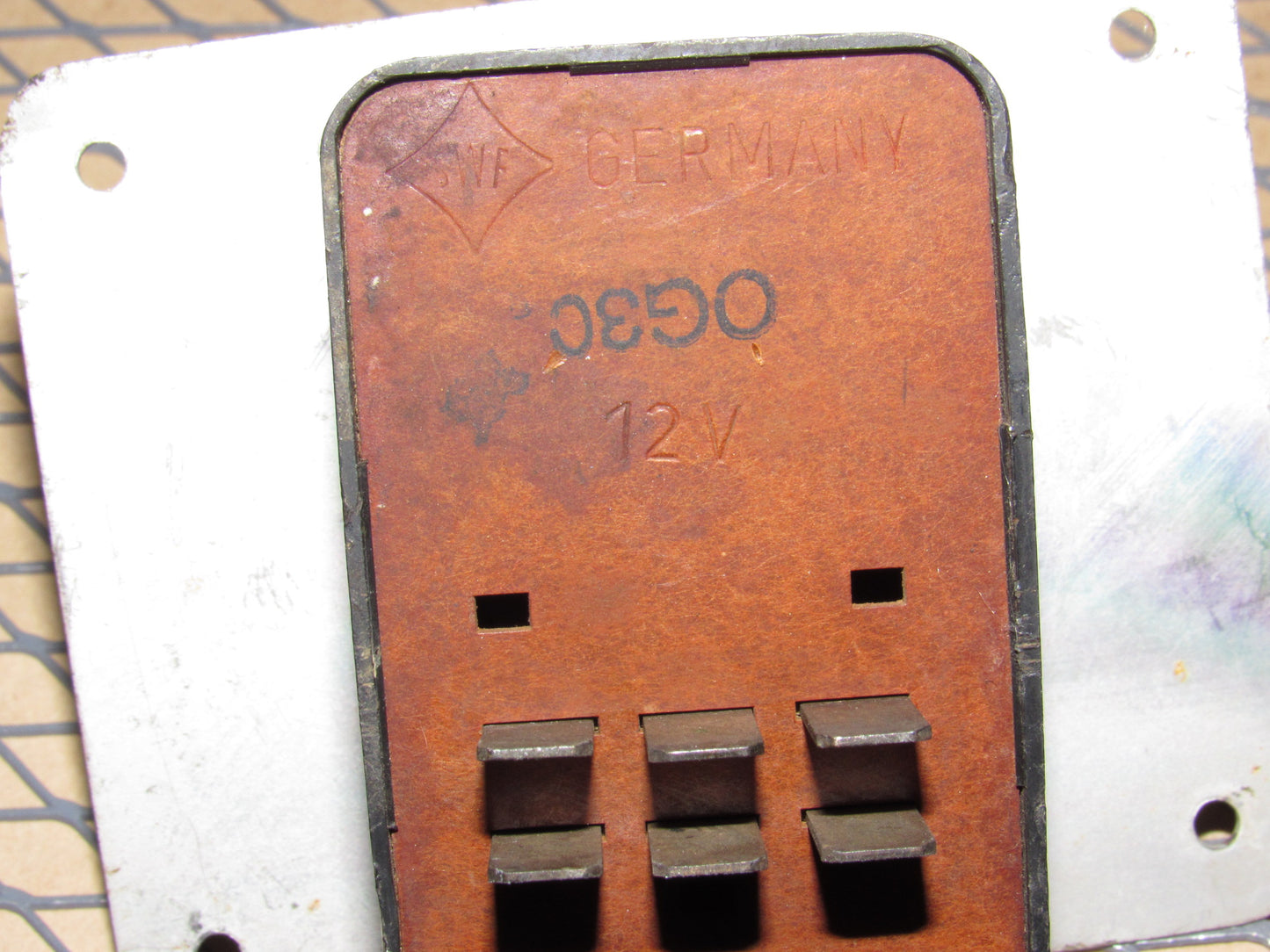 77-95 Mercedes Benz T1 Van OEM Climate Control Temperature Thermostat Switch