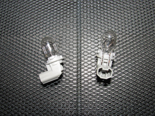 03 04 Infiniti G35 Sedan OEM Reverse Light Bulb Socket Set