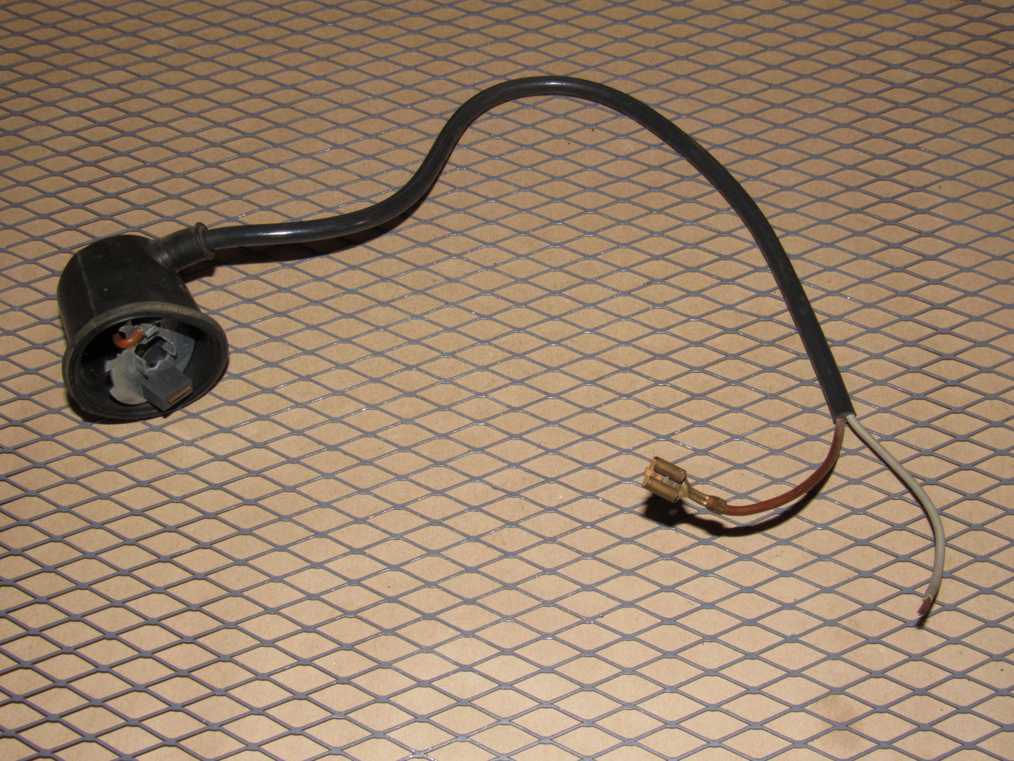 85 86 87 88 89 Volkswagen Cabriolet OEM Front Rear Side Marker Light Bulb Socket Harness