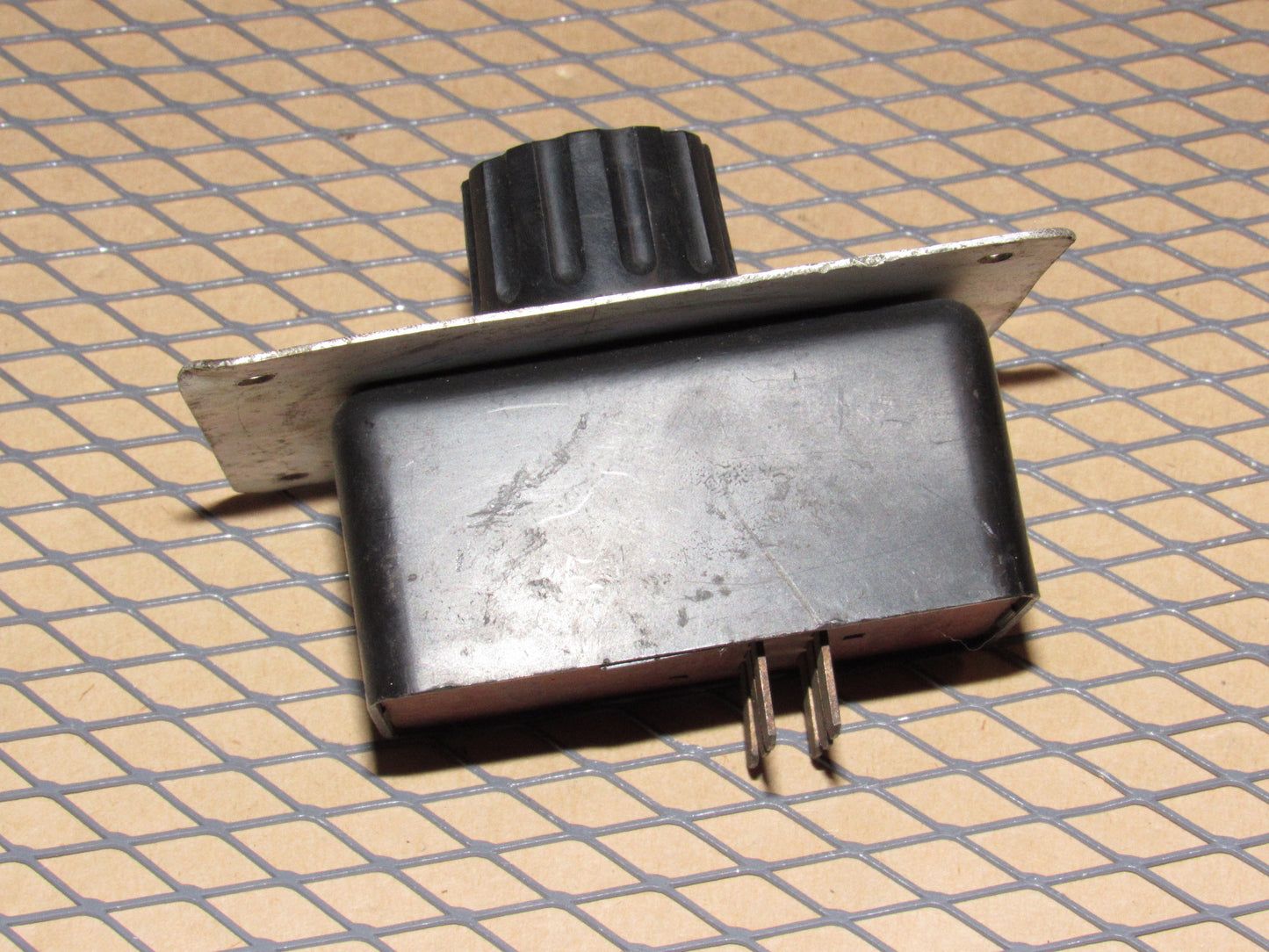 77-95 Mercedes Benz T1 Van OEM Climate Control Temperature Thermostat Switch