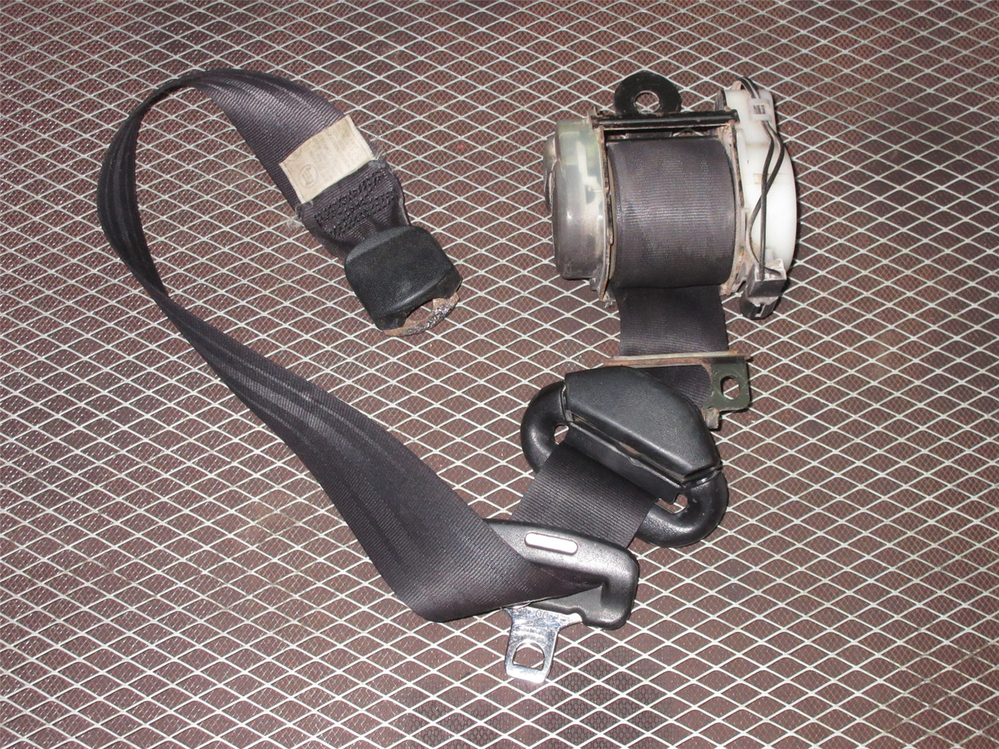 94 95 96 97 98 99 Toyota Celica Front Seat Belt - Left