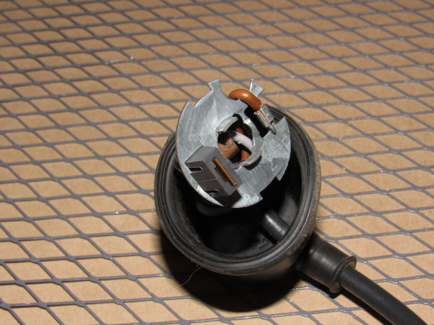 85 86 87 88 89 Volkswagen Cabriolet OEM Front Rear Side Marker Light Bulb Socket Harness