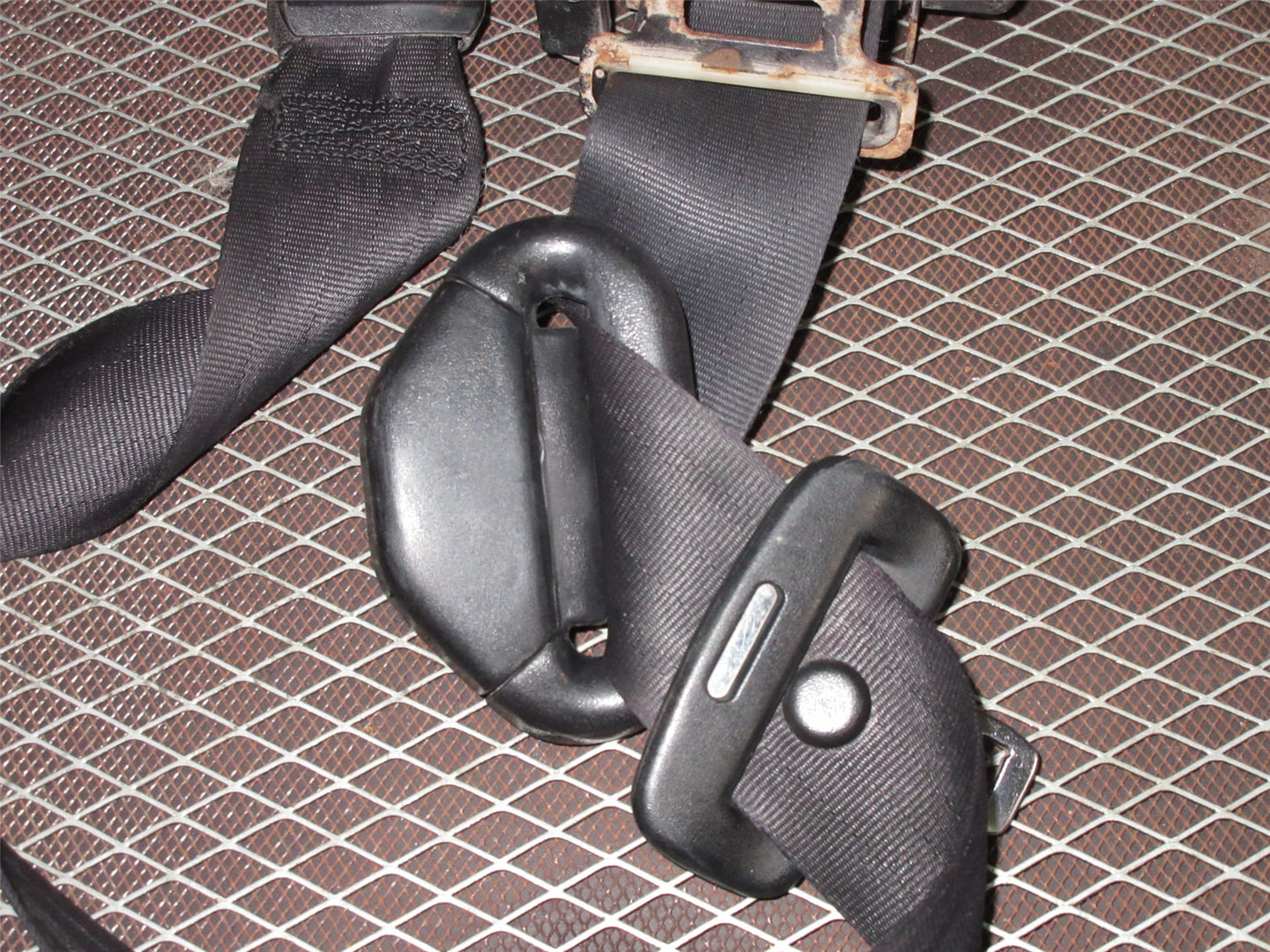 94 95 96 97 98 99 Toyota Celica Front Seat Belt - Left