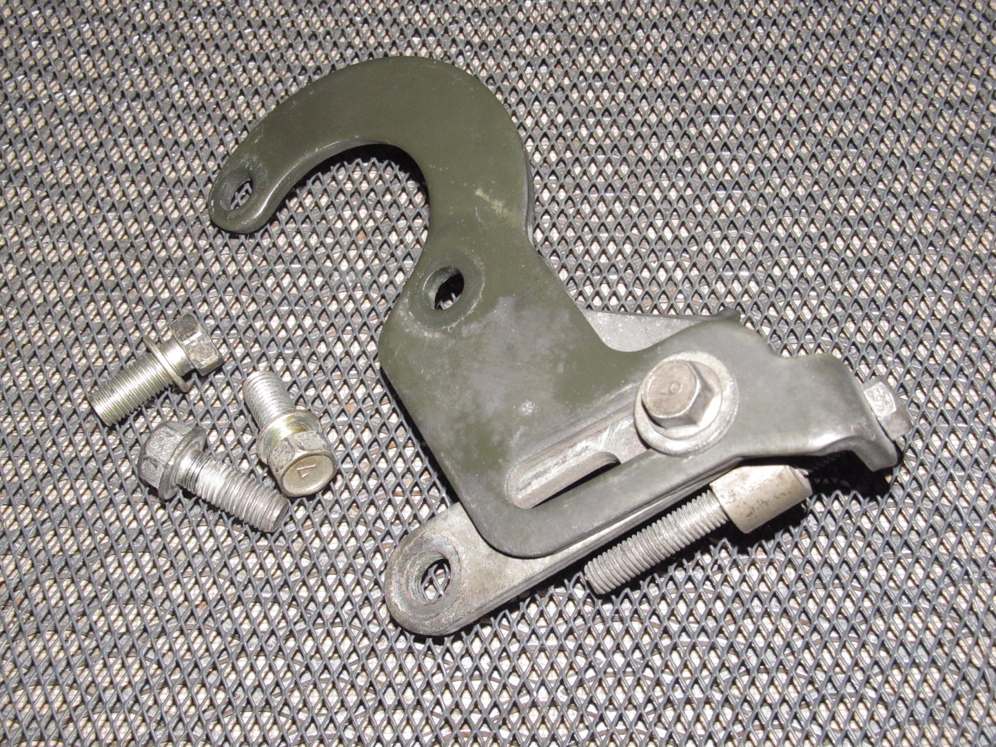 94 95 96 97 Mazda Miata OEM Power Steering Pump Adjustment Bracket