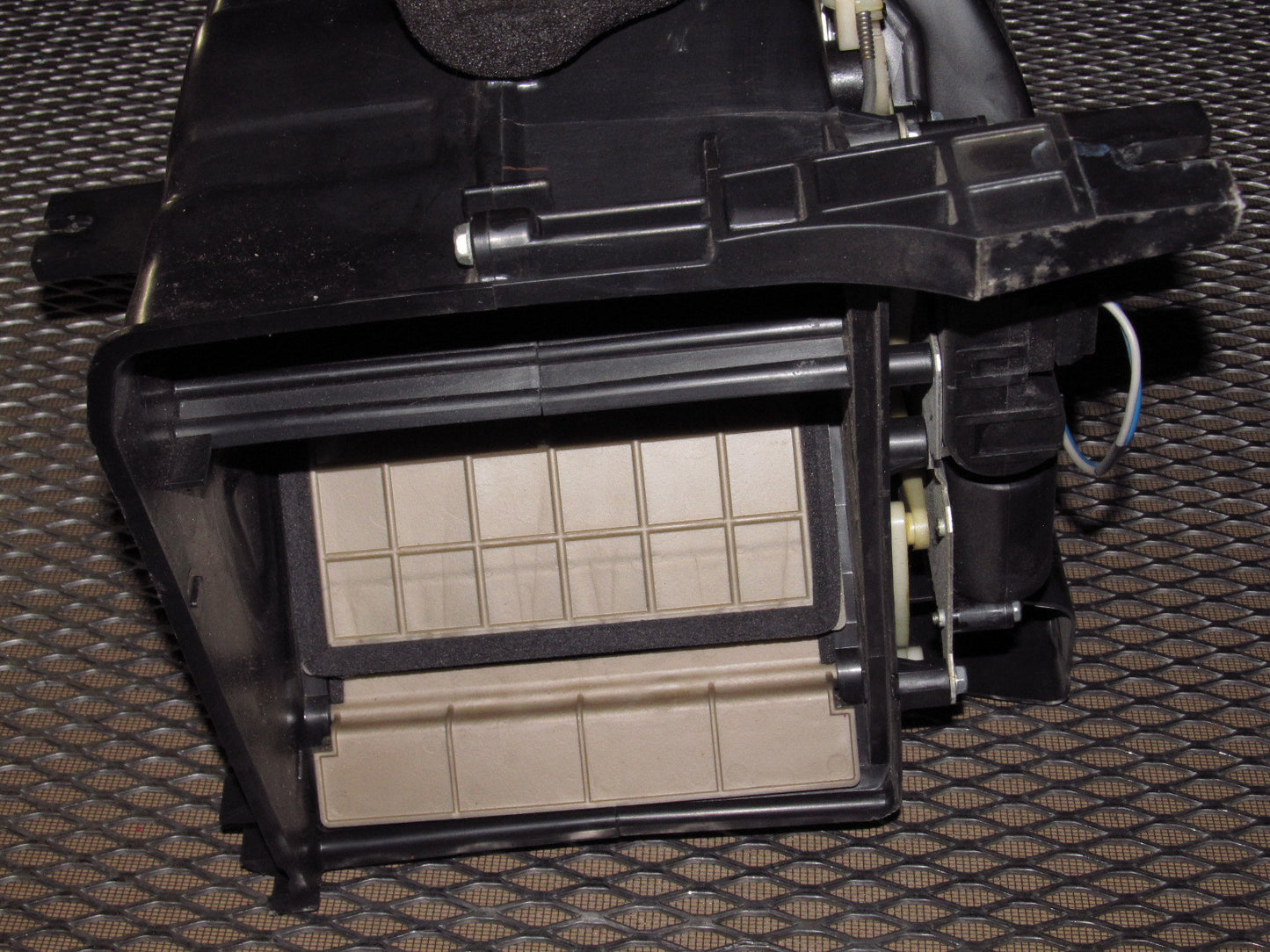 90-96 Nissan 300zx OEM Heater Core & Box