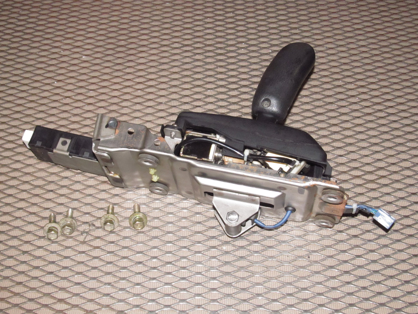 91 92 93 94 95 Toyota MR2 OEM A/T Shifter Assembly