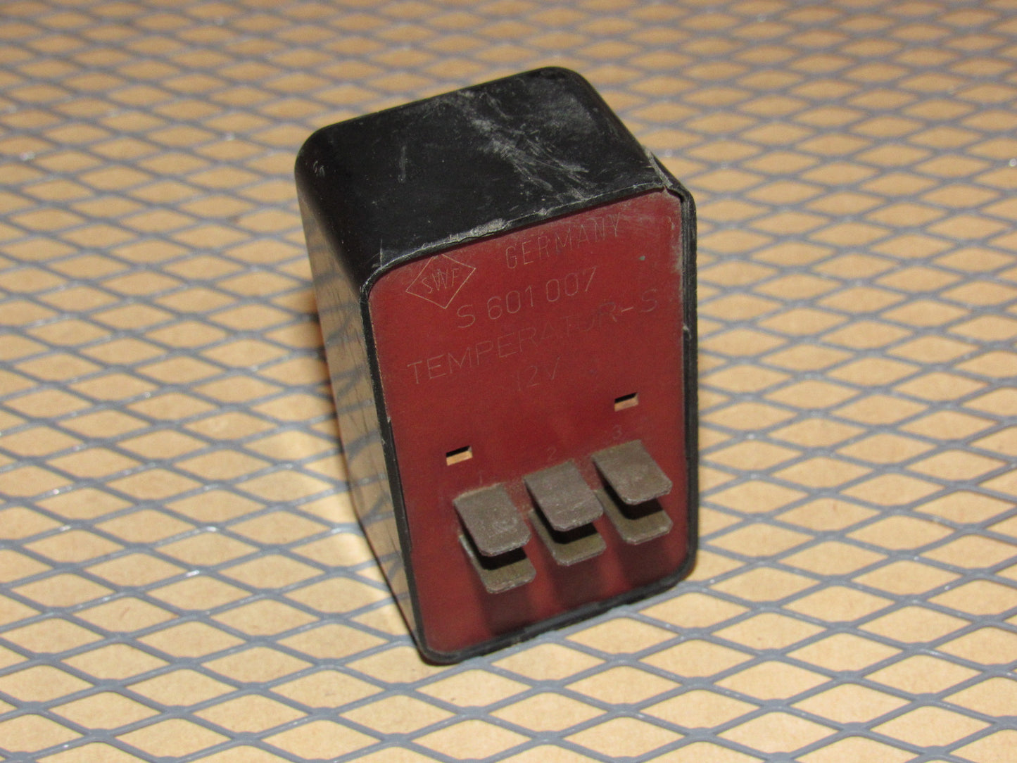 77-95 Mercedes Benz T1 Van OEM Climate Control Temperature Thermostat Switch