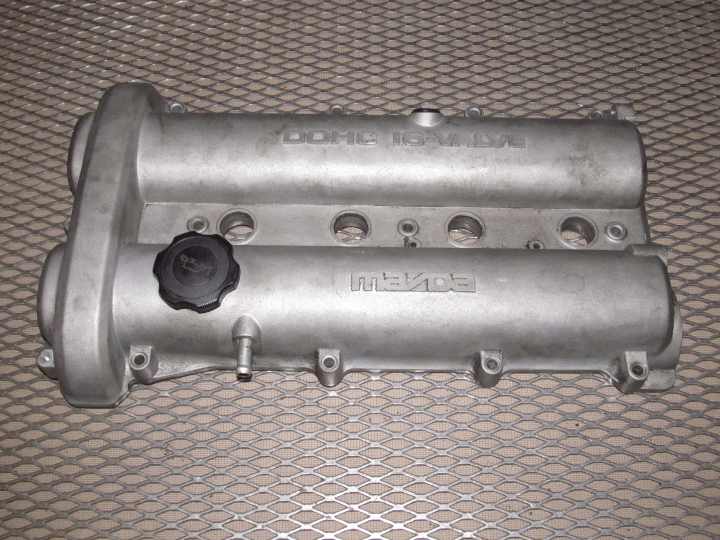 94 95 96 97 Mazda Miata OEM Engine Valve Cover